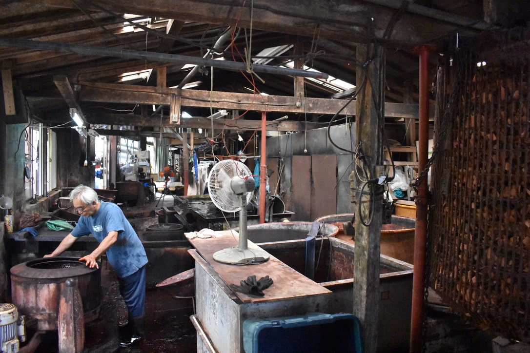 An authentic workshop where master artisans work every day.